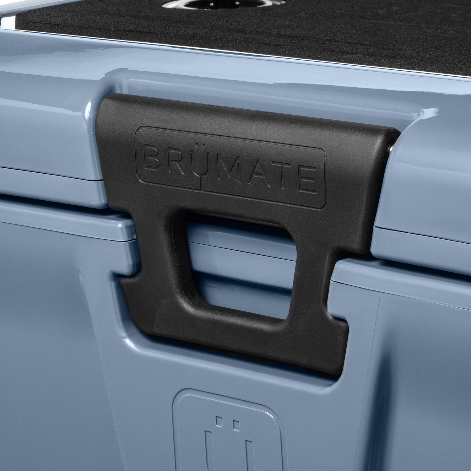 brutank-20qt-o5 BruTank-20-Denim-Latch.png