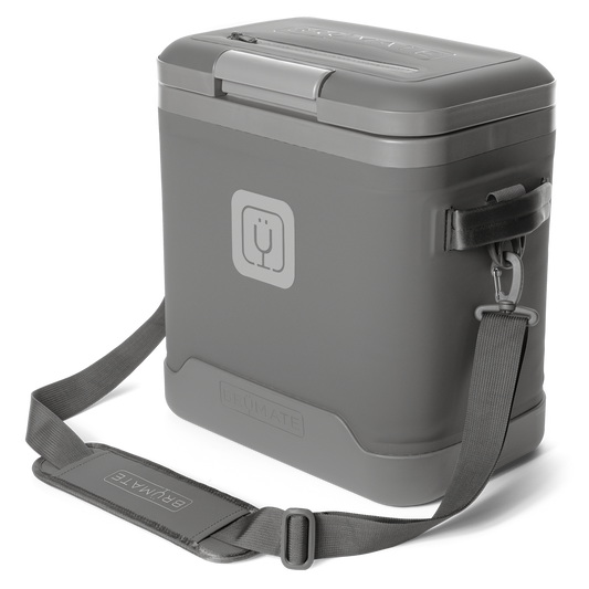 magpack-18-can-u1 magpack_18_graphite_front_strap.png